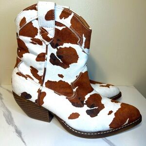 ARider Girl Women's Cow Print Bootie Western Boot